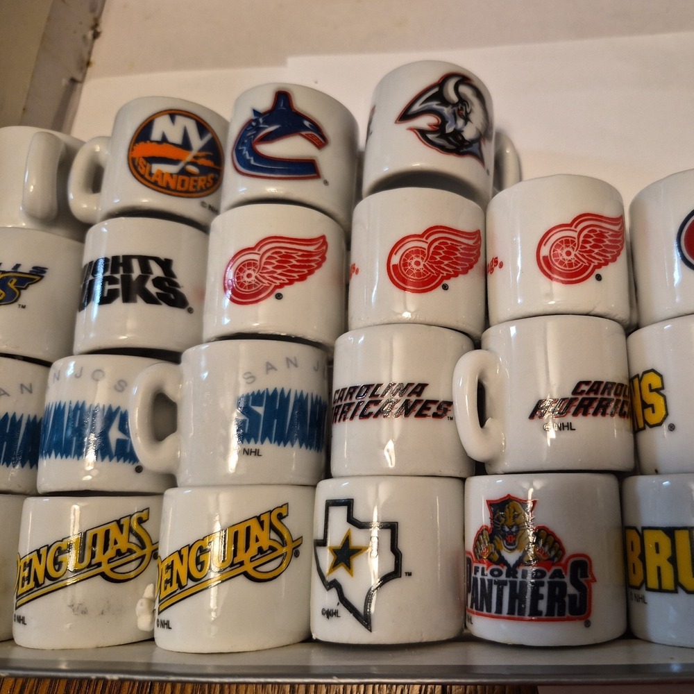 NHL Hockey Team Logo Mini Miniature 1.25" Souvenir Lot of 26 Mini Mug duplicates - Picture 3 of 10